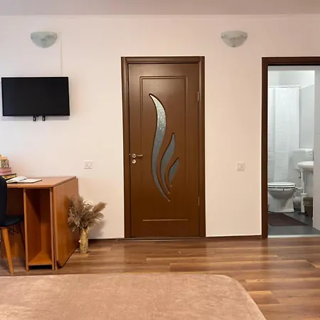 Madalina's House - Cozy 2-bedroom