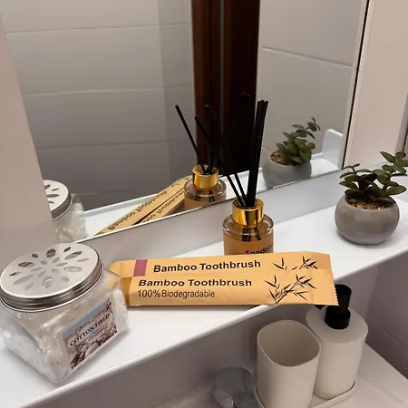 Apartman Madalina's House - Cozy 2-bedroom