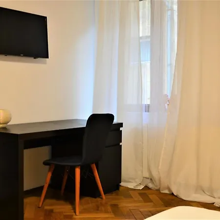 Madalina's House - Cozy 2-bedroom