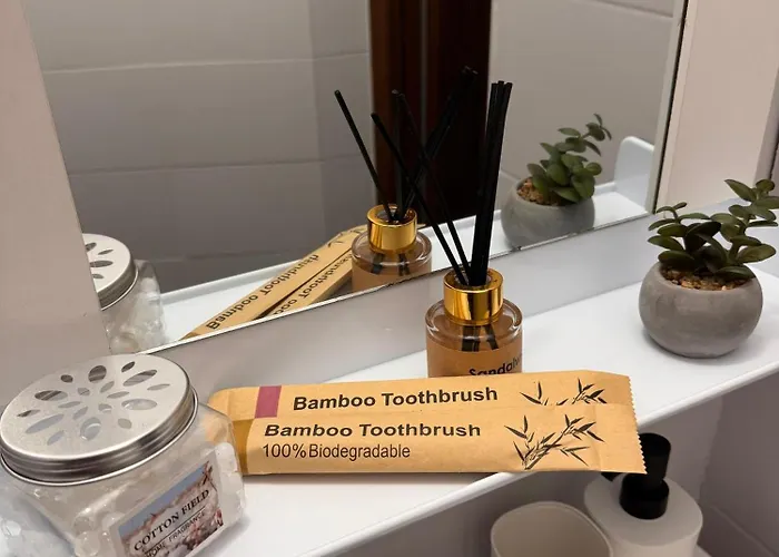 Lägenhet Madalina's House - Cozy 2-bedroom