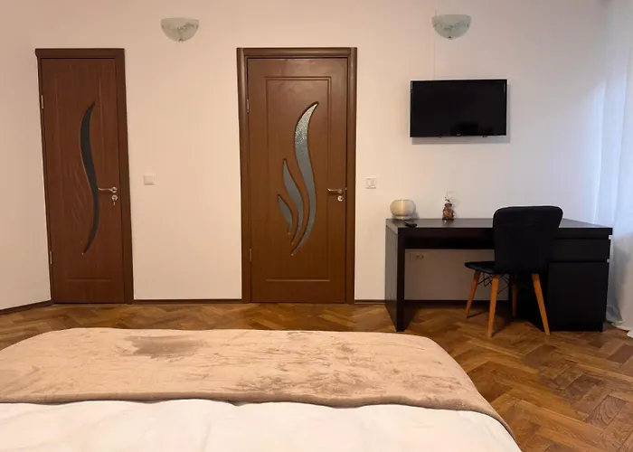 Lägenhet Madalina's House - Cozy 2-bedroom Braşov